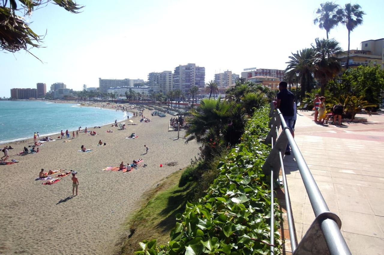Apartment Costamar, Primera Linea De Playa, 3 Dormitorios, 2 Banos, Vistas Al Mar, Internet Wifi Y Garaje, Ideal Parejas Y Familias